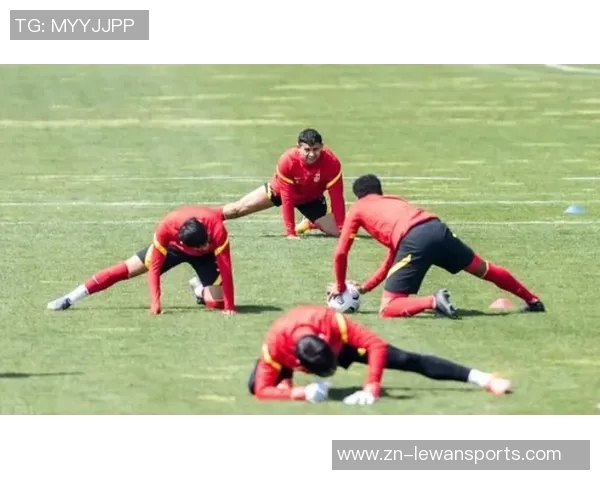 足球比赛中红黄牌规则详解及其对比赛的影响分析